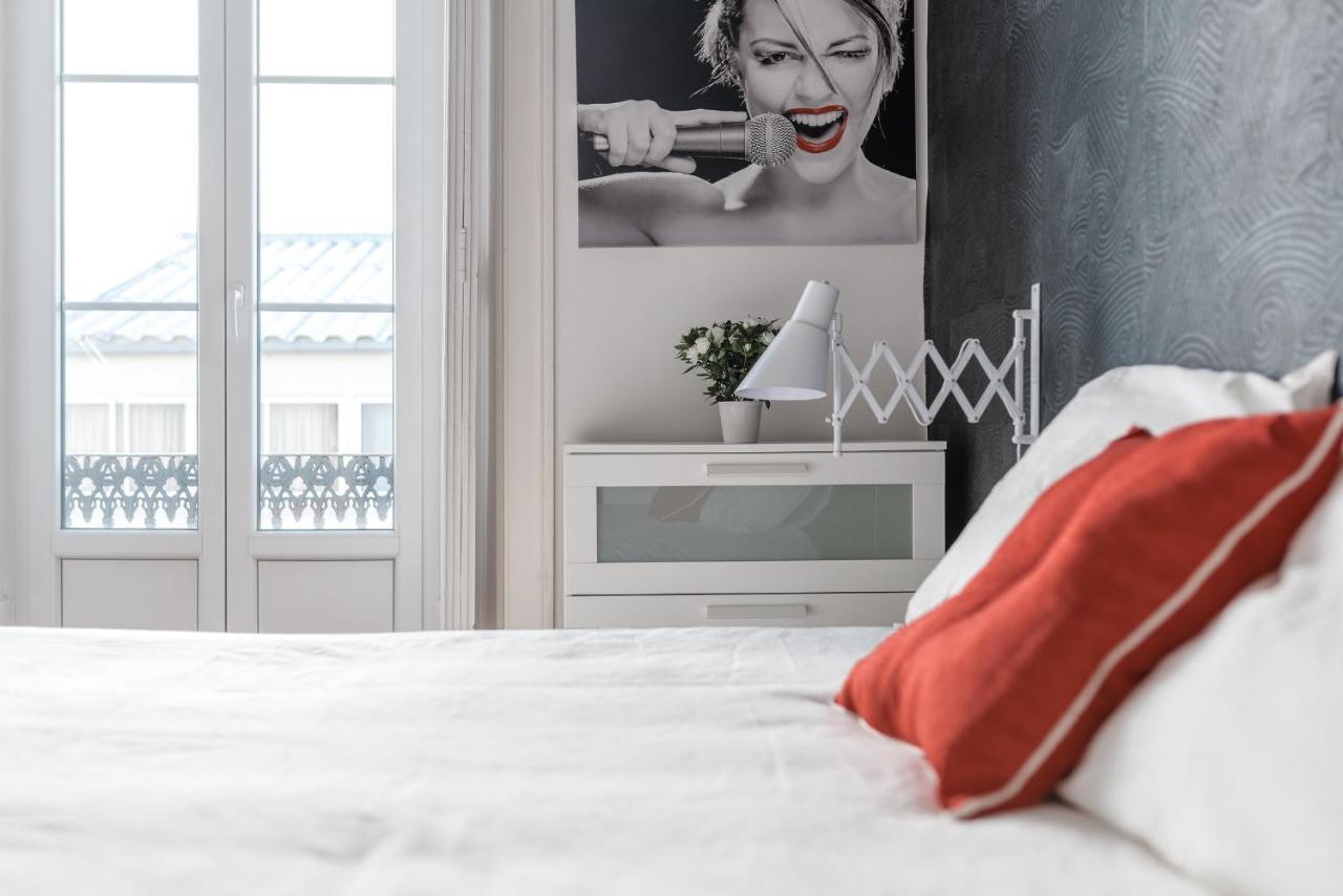 Elegant 3 Bedroom Flat With View In Principe Real ลิสบอน ภายนอก รูปภาพ